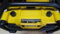 Dewalt DC012