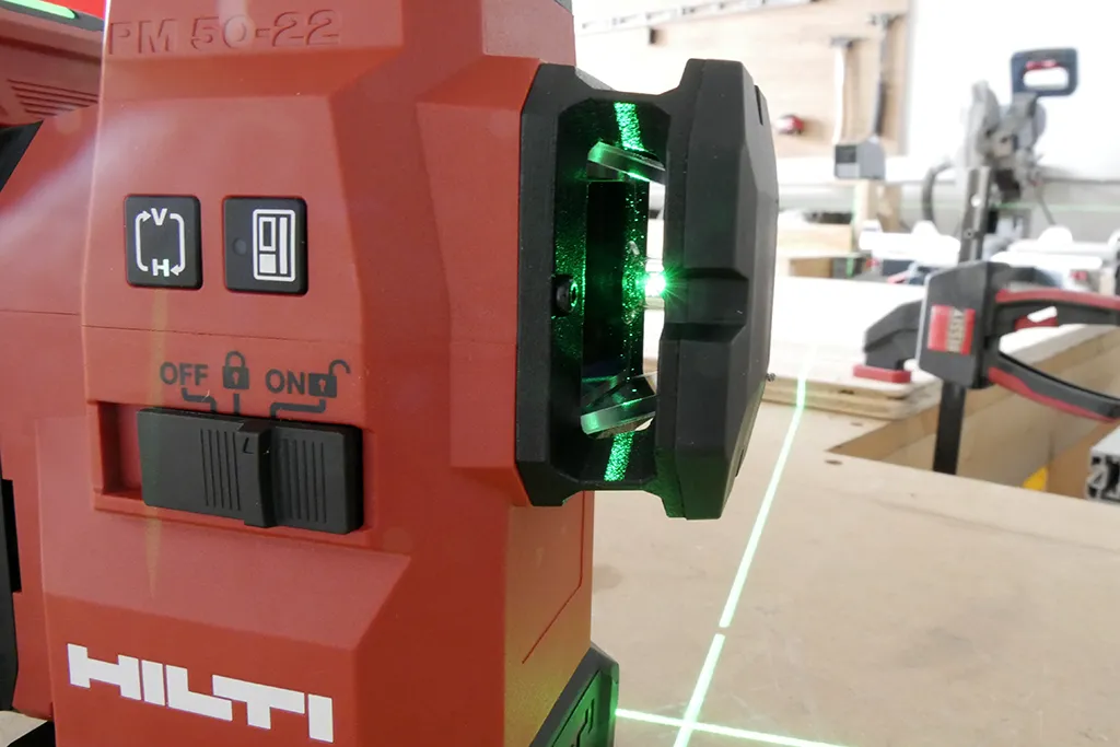 Hilti 360-degree laser level PM-50MG-A22